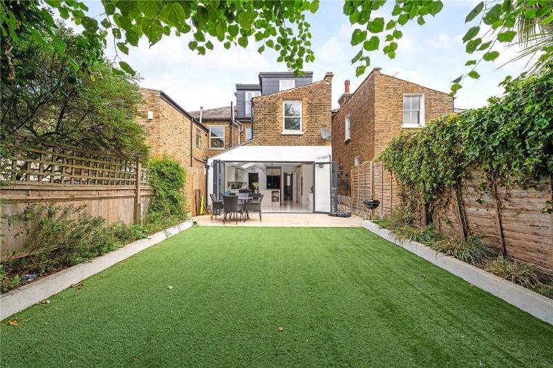 Crawthew Grove, East Dulwich, London, SE22
