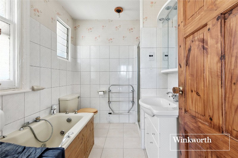 East End Road, Finchley, London, United Kingdom, N3