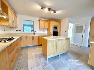 Vecta Close, Friars Cliff, Christchurch, Dorset, BH23