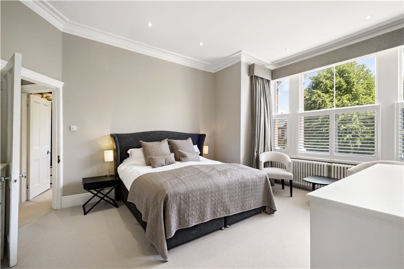 Castelnau, Barnes, London, SW13