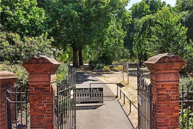 Lawn Lane, London, SW8