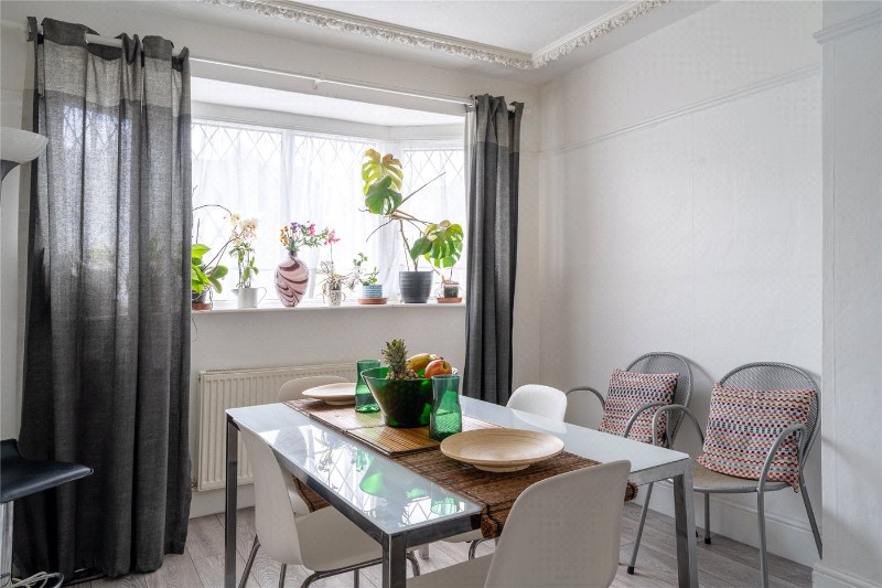 Cricklade Avenue, London, SW2
