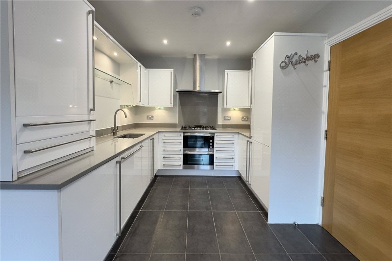 Blue Dragon Yard, Beaconsfield, Buckinghamshire, HP9