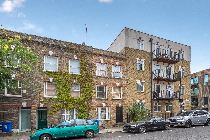 Henshaw Street, London, UK, SE17
