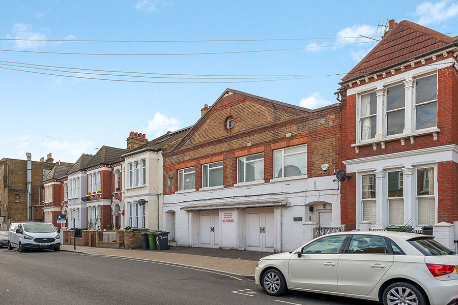 EdgeleyRoad_2_0004_Edgeley-Road-11-13-ext-PH-5-2