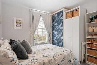 Gayfere Place, London, SE25