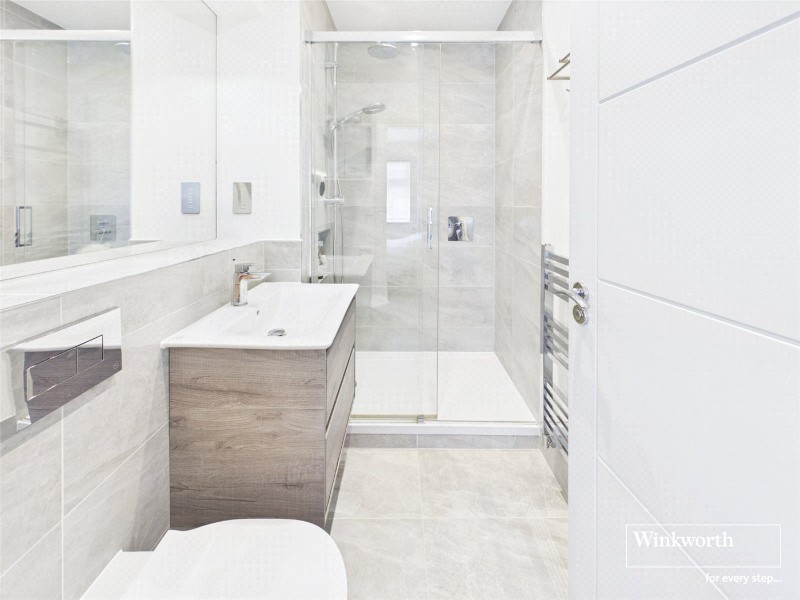 High Street, Edgware, HA8