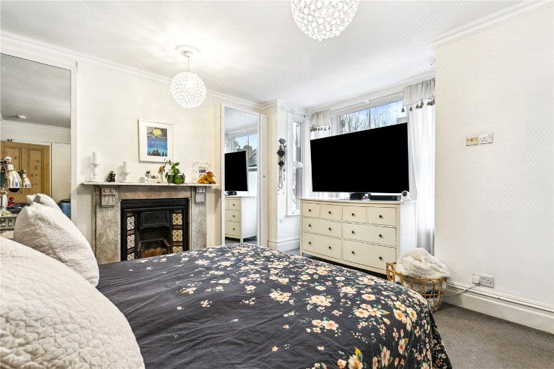 Haldon Road, London, SW18