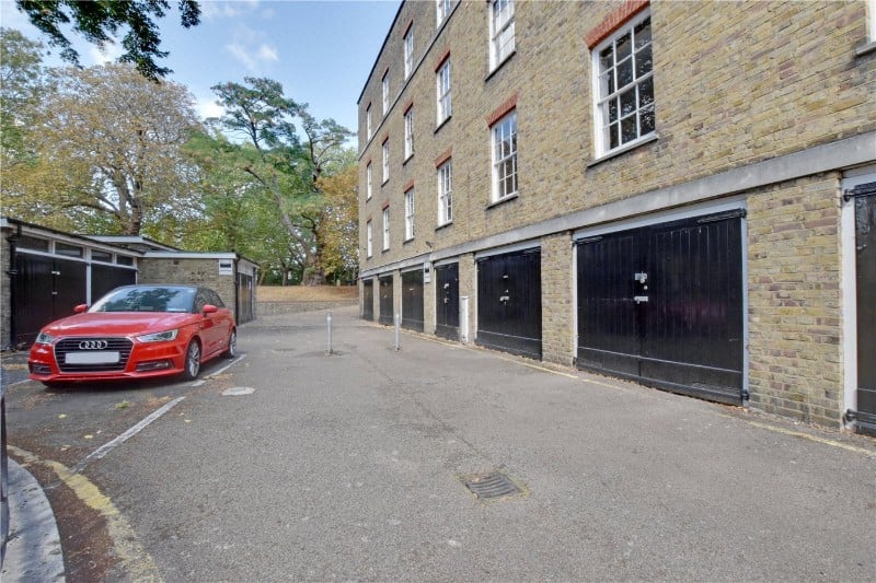 Point Close, Greenwich, London, SE10