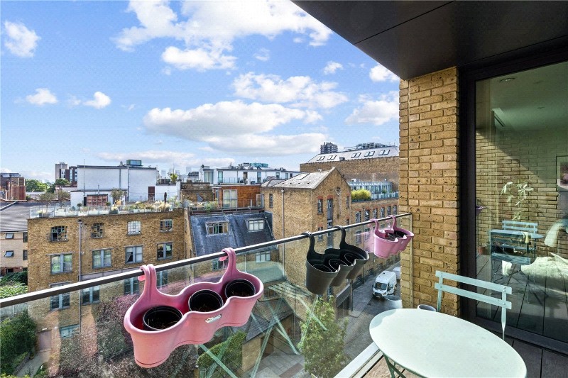Bridle Mews, London, E1