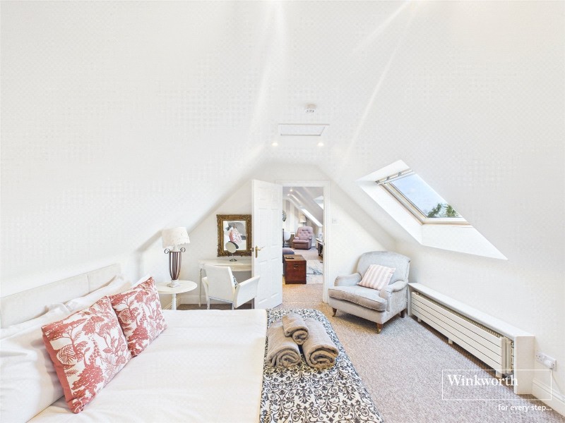 Southend, Henley-on-Thames, Buckinghamshire, RG9