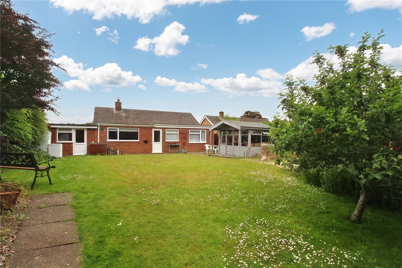 3 bedroom property for sale in Drive, Drayton, Norwich, Norfolk