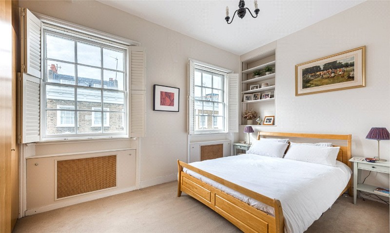 Moreton Terrace, London, SW1V