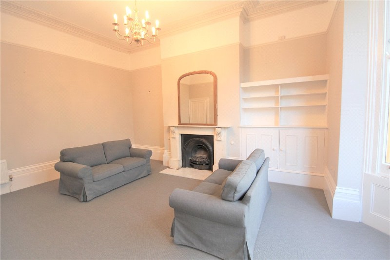 Wellington Square, Cheltenham, GL50