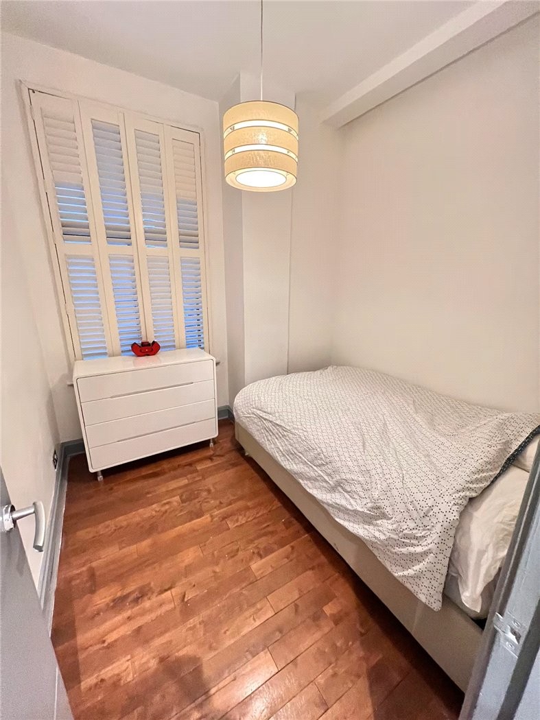 St Georges Court, 258 Brompton Road, South Kensington, London, SW3