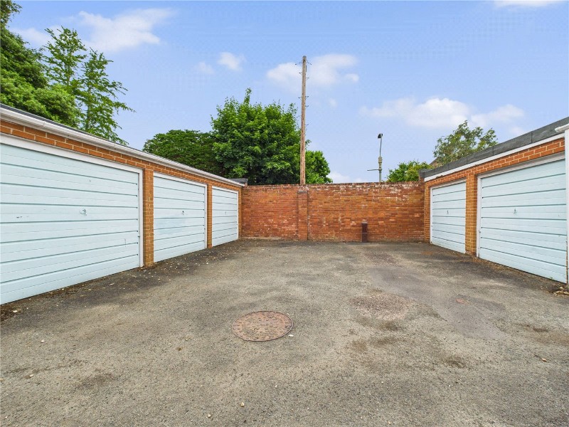 Lyndhurst Road, Exeter, Devon, EX2