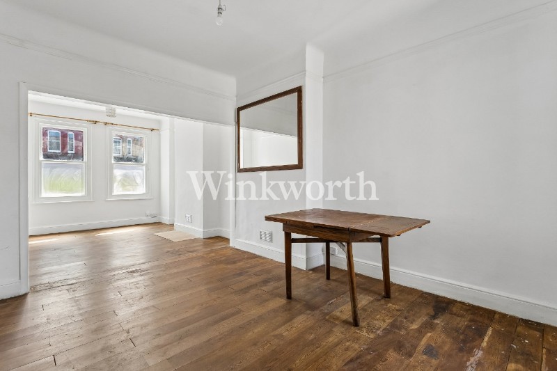 Lymington Avenue, London, N22