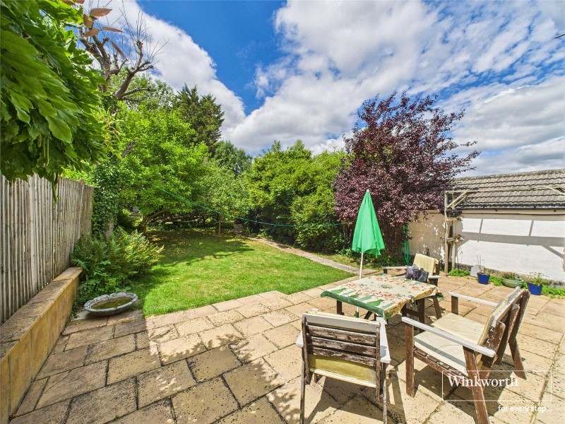 Rowsley Avenue, Hendon, NW4