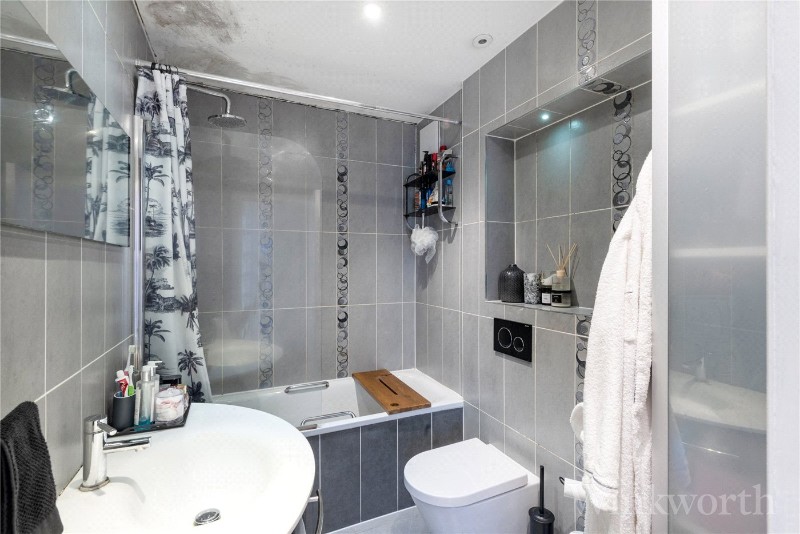 Waldram Crescent, London, SE23