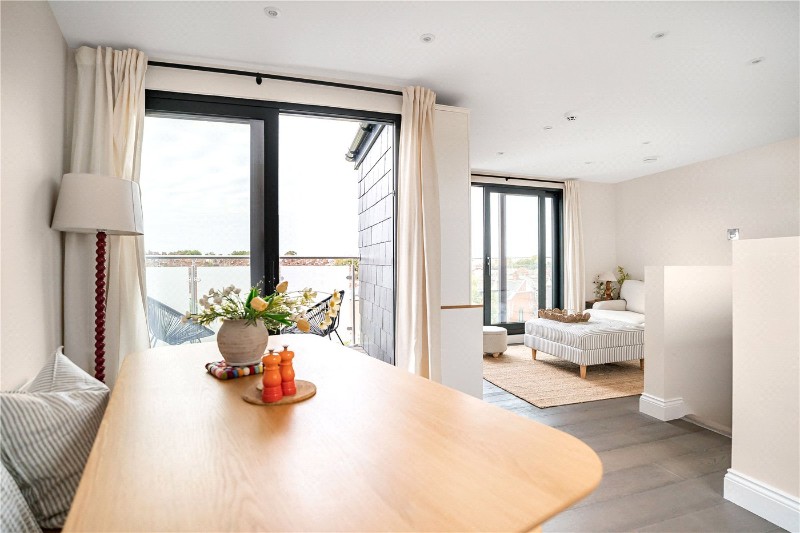 Weston Park, London, N8