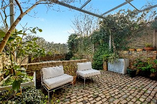 Mortimer Road, London, NW10
