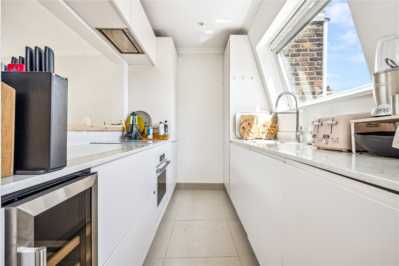 Moscow Road, London, W2