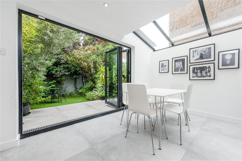 Greyhound Road, London, NW10