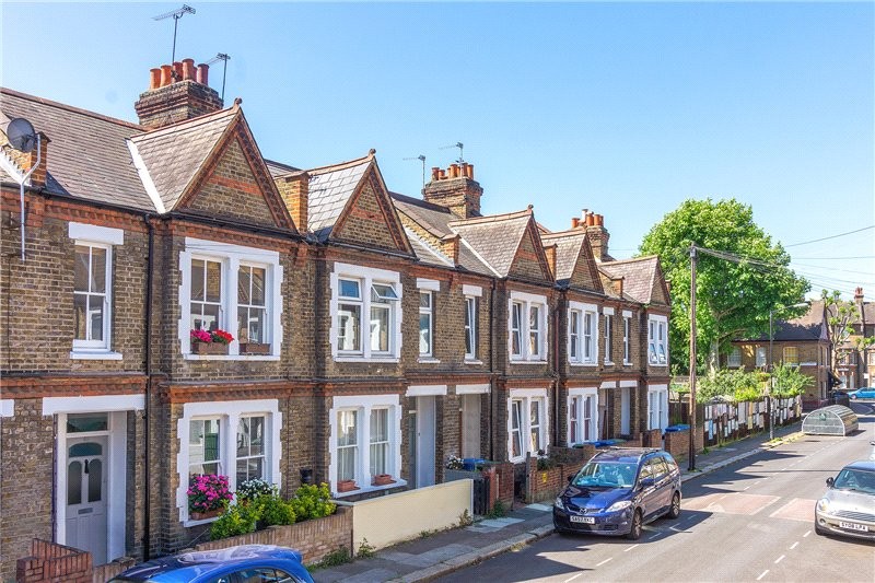 2 bedroom property for sale in Aylesbury Road, Walworth, SE17 (Ref