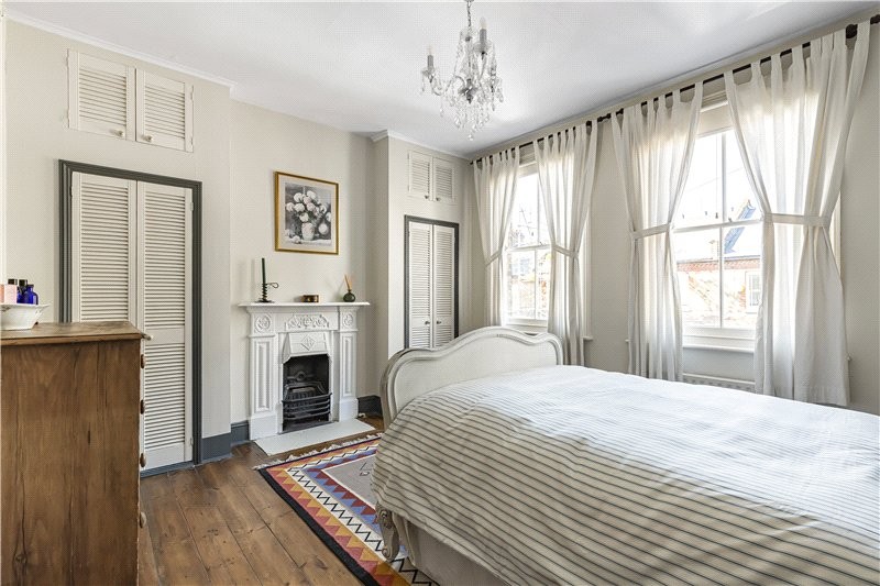 Grove Road, London, SW13