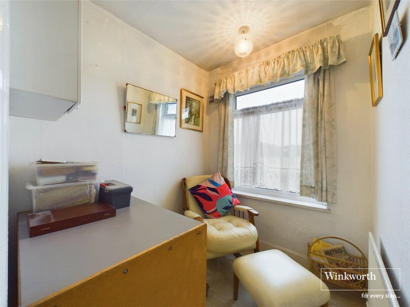 Brent Park Road, Hendon, NW4