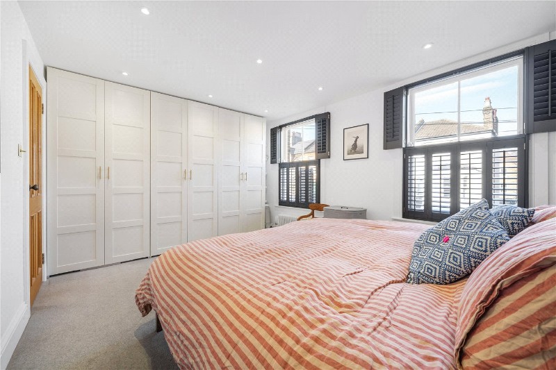 Henslowe Road, East Dulwich, London, SE22