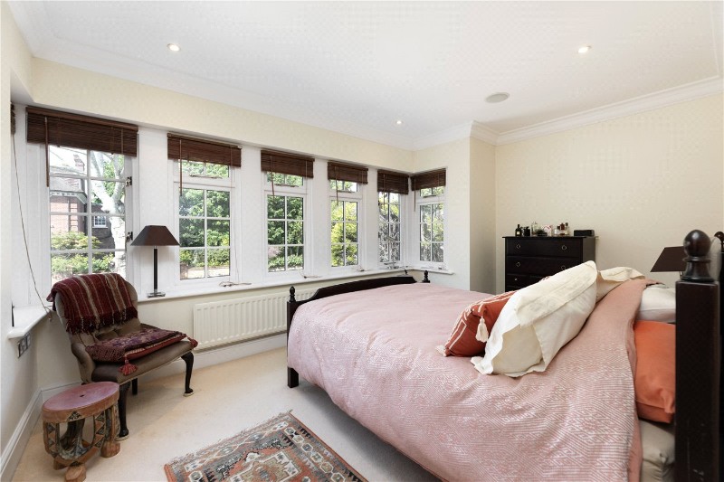 St. Simon's Avenue, London, SW15