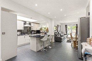Mildenhall Road, London, E5