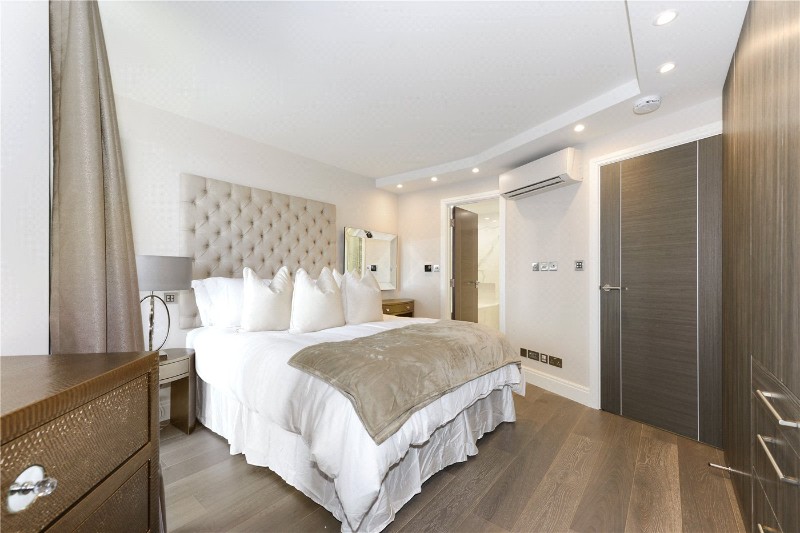 Cresta House, Finchley Road, London, NW3