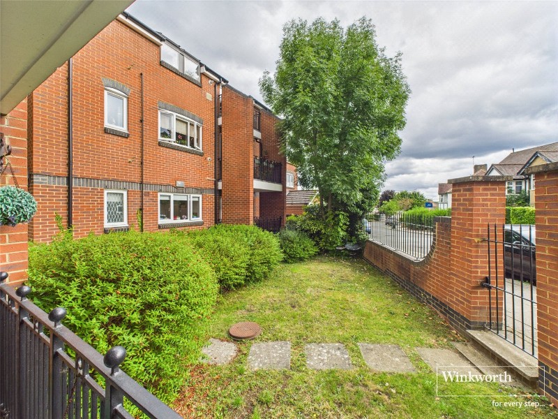 Regency Crescent, Hendon, London, NW4