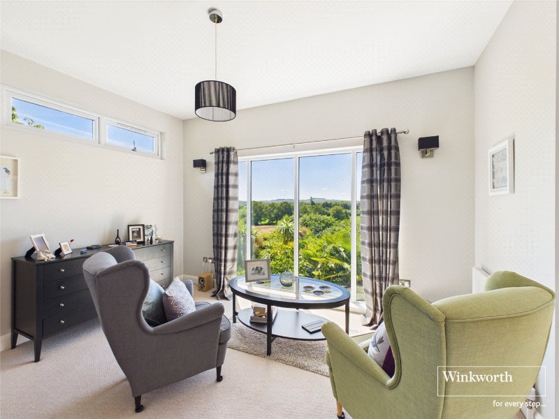Newbury Road, Headley, Thatcham, Hampshire, RG19