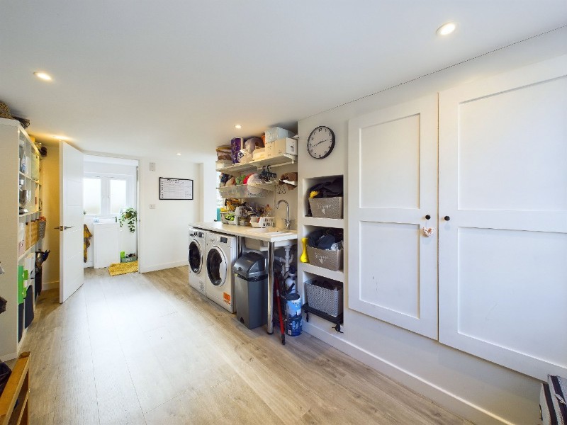 Chapel Downs Drive, Crediton, Devon, EX17