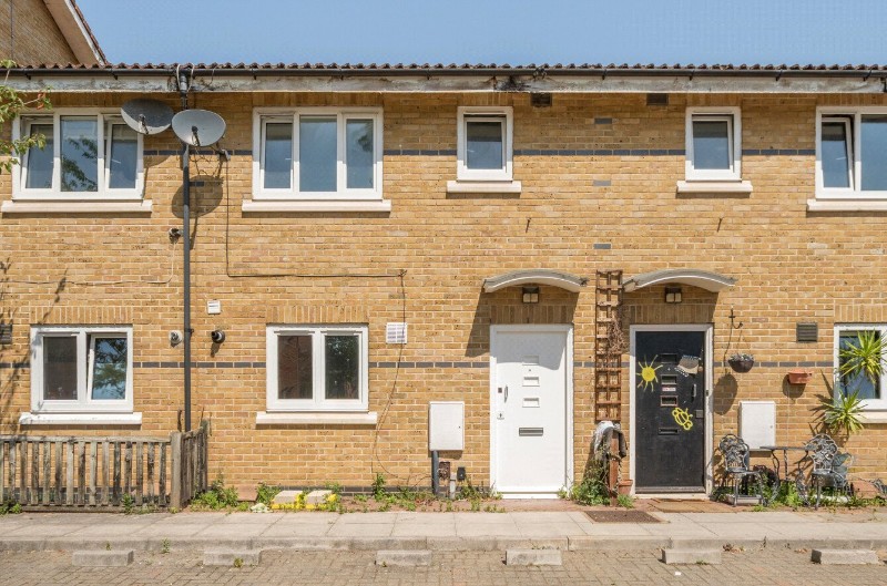 Liardet Street, London, SE14