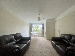The Chantrys, Farnham, Surrey, GU9