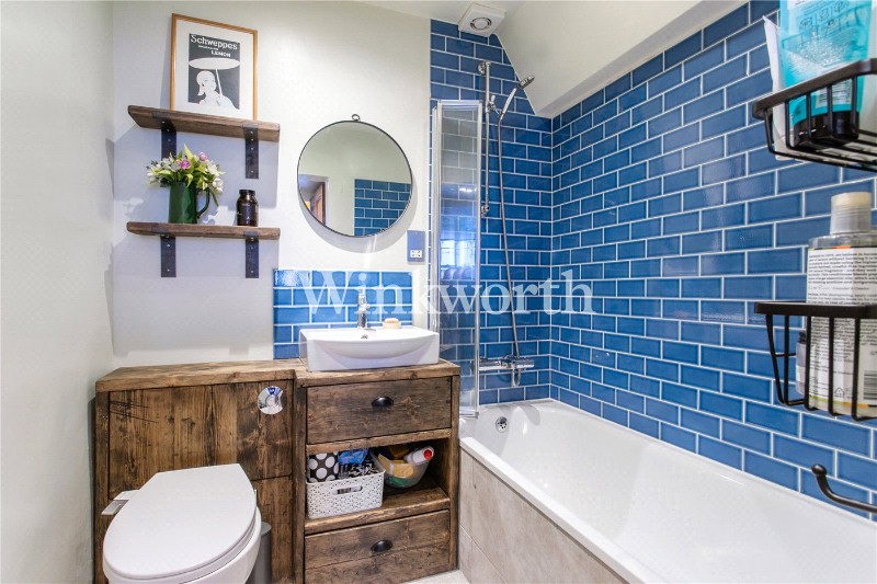 Russell Avenue, London, N22
