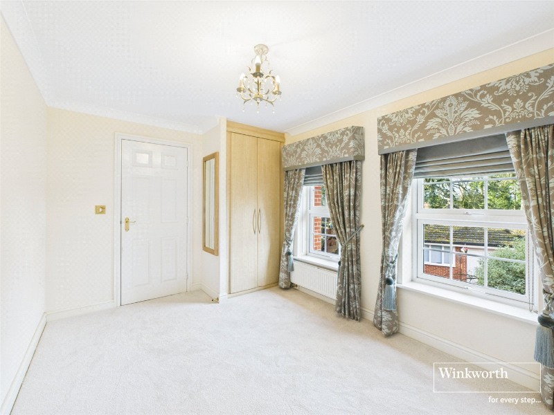 Rosyth Gardens, Newbury, Berkshire, RG14