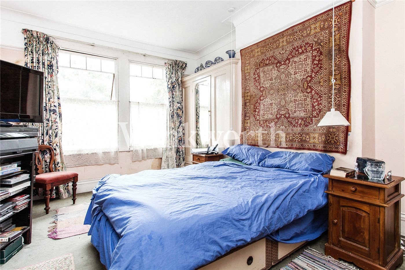 4 bedroom property for sale in Lakeside Road, Palmers Green, N13 (Ref