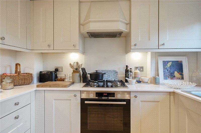 Tilford Street, Tilford, Farnham, Surrey, GU10