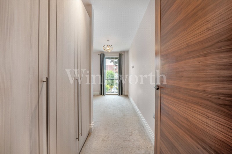 The Grove, London, NW11