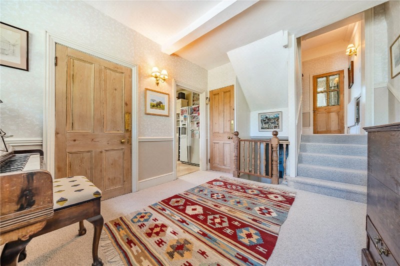 Trunk Road, Farnborough, Hampshire, GU14