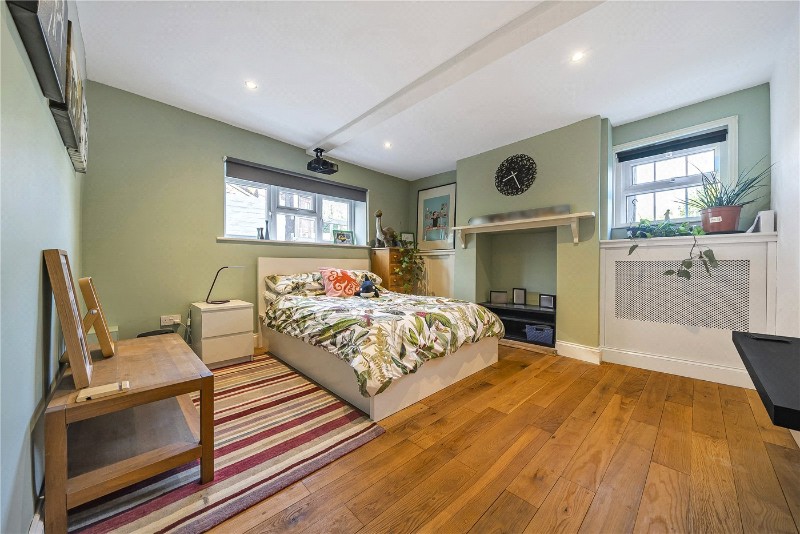 Bath Road, Speen, Newbury, Berkshire, RG14