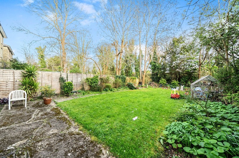 Thicket Road, London, SE20