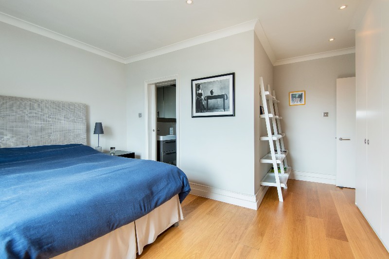 Sutherland Avenue, London, W9