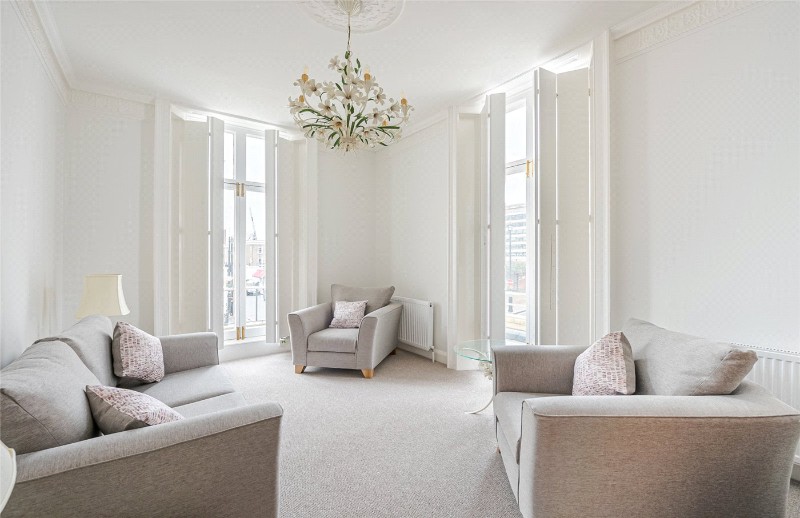 St Georges Drive, London, SW1V