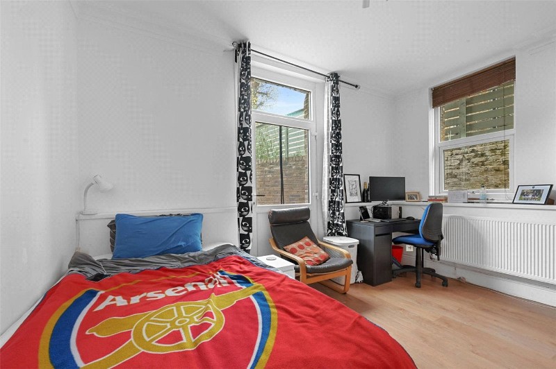 Creffield Road, London, W5